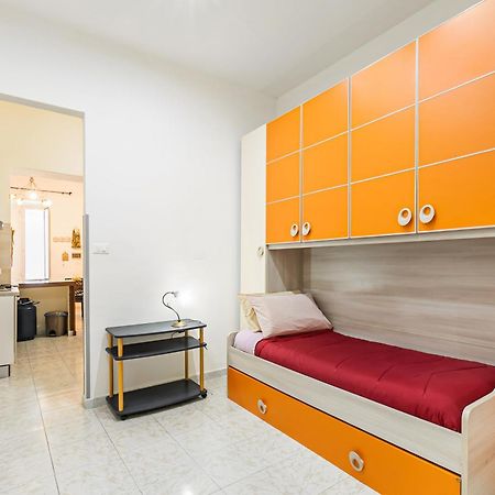 Corso Dei Mille Railway Apartment Palermo Exterior photo